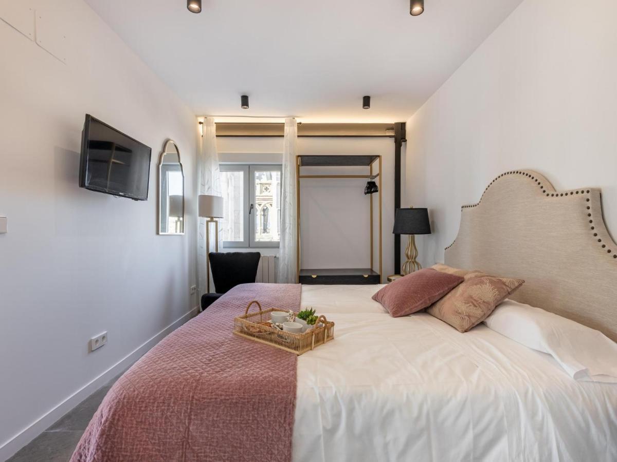 グラナダLuxury Alhambra Penthouse Collection Gran Viaアパートメント エクステリア 写真