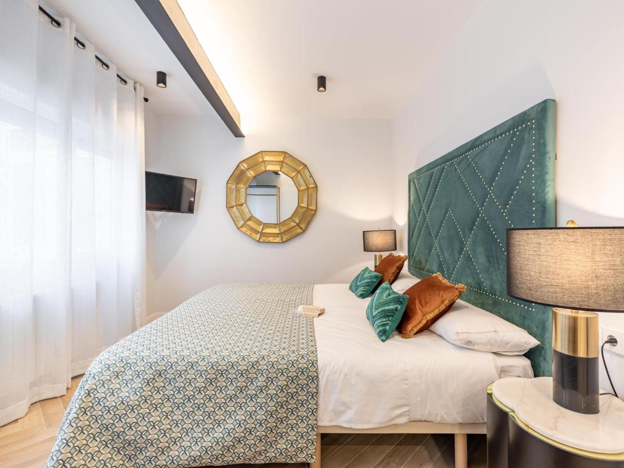 グラナダLuxury Alhambra Penthouse Collection Gran Viaアパートメント エクステリア 写真