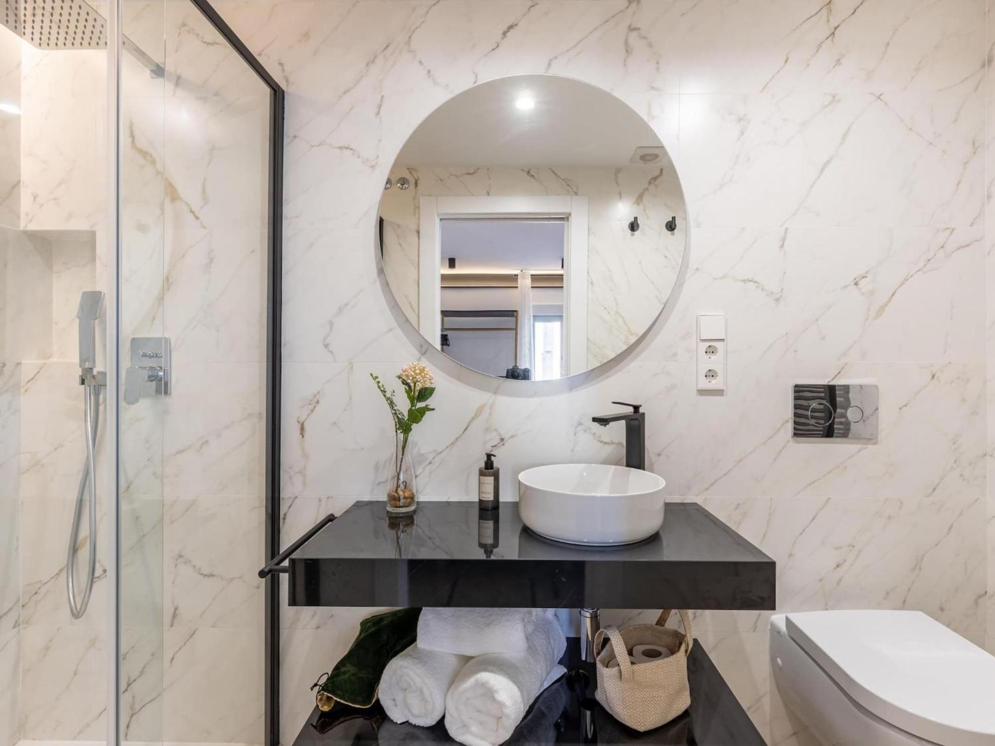 グラナダLuxury Alhambra Penthouse Collection Gran Viaアパートメント エクステリア 写真